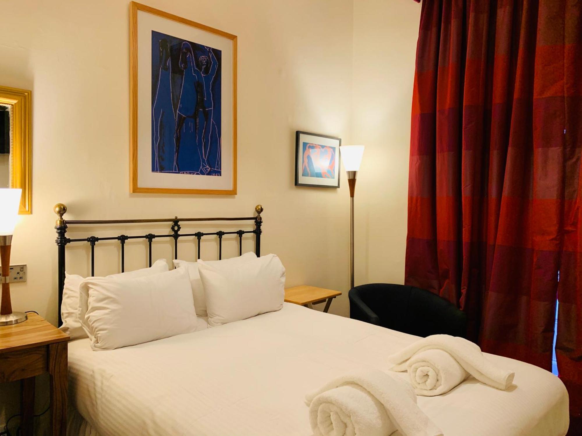 Small Double Room,1227671099:JPEG