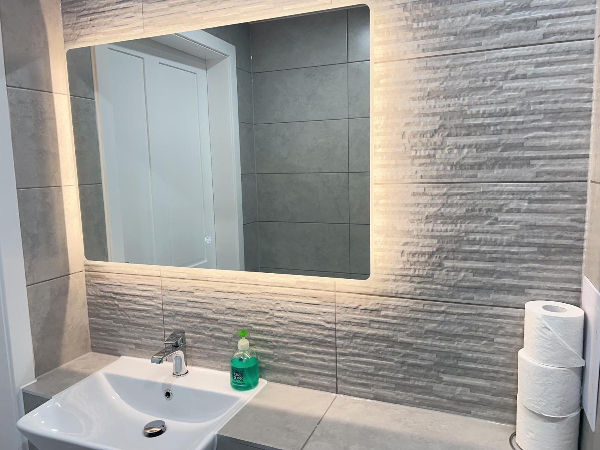 Quarto Duplo com Banheiro Compartilhado