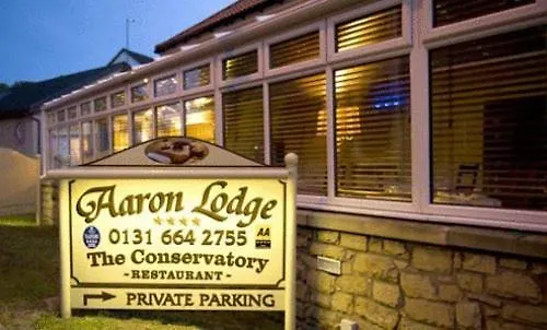 Aaron Lodge-1