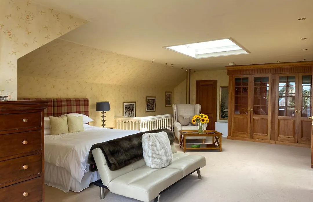 Claremont House-1