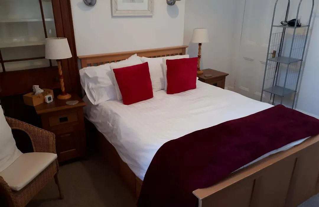 Canadale Guest House-1