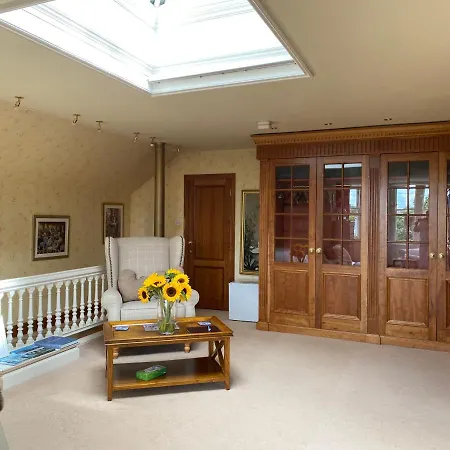 Claremont House-3