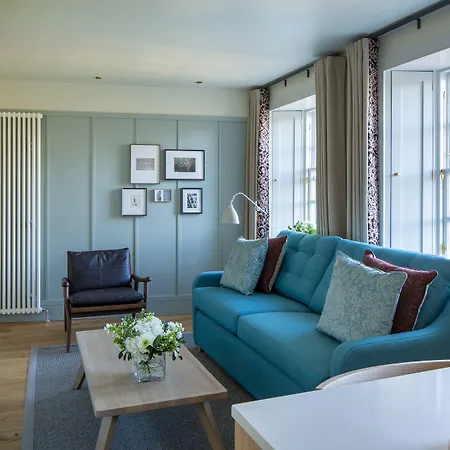 Abbey Strand Apartments, At Holyrood-2