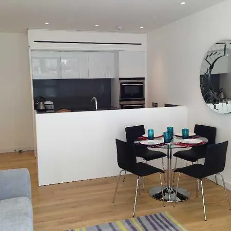 Vip Apartments - Quartermile-3